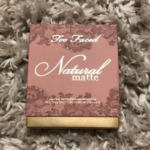 Too Faced Natural Matte eyeshadow palette